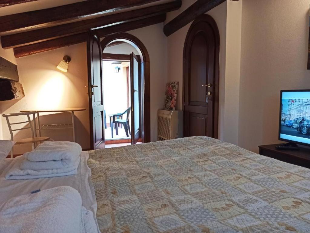 Yawhome B&B Болонья Экстерьер фото